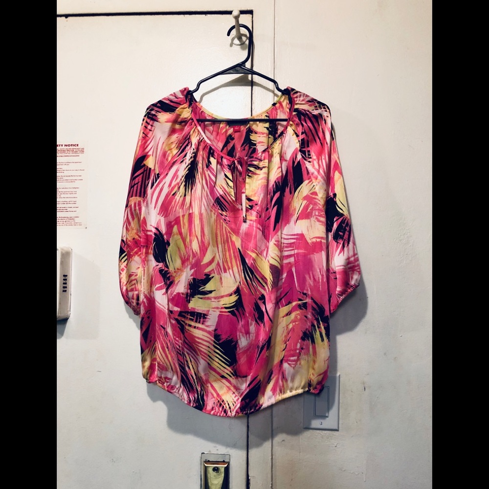 Vince Camuto multi colored fuchsia tunic